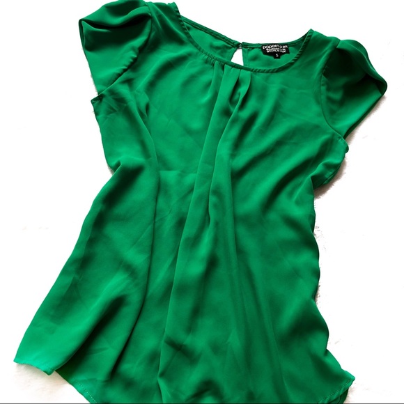 Papermoon Tops - Papermoon• Stitch Fix Brand • Tulip Sleeve Top • S
